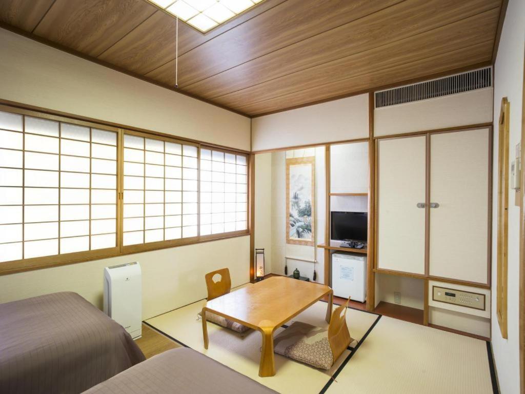 New Hankyu 4*